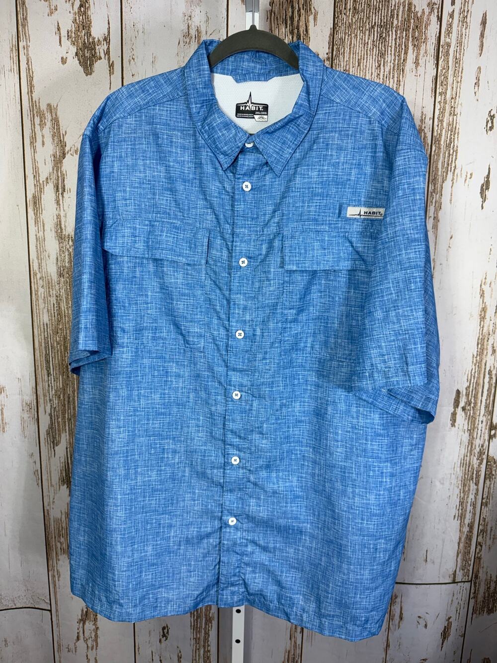 Habit, 50+ Solar Factor Lightweight Fishing Button Up Shirt. Size 2X.